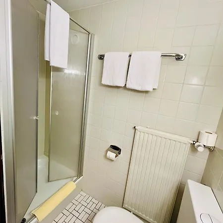 Gaestehaus Huber - Garni Bed and breakfast